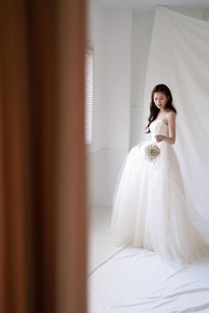 象牙色・點點微珠輕婚紗 (1)