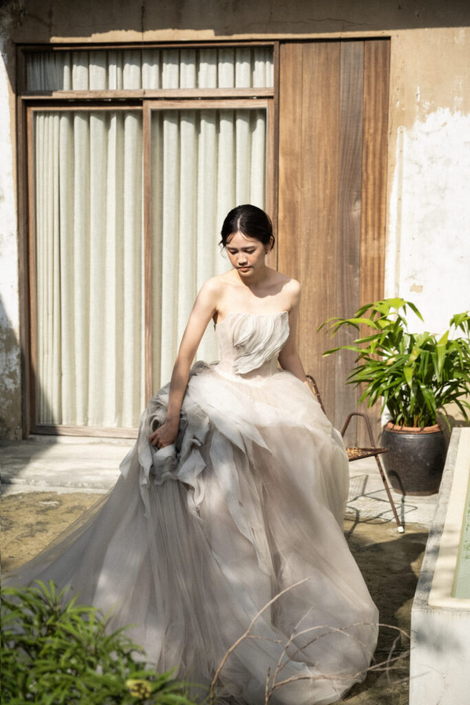 霧綠・風琴褶層次 Ballgown (7)